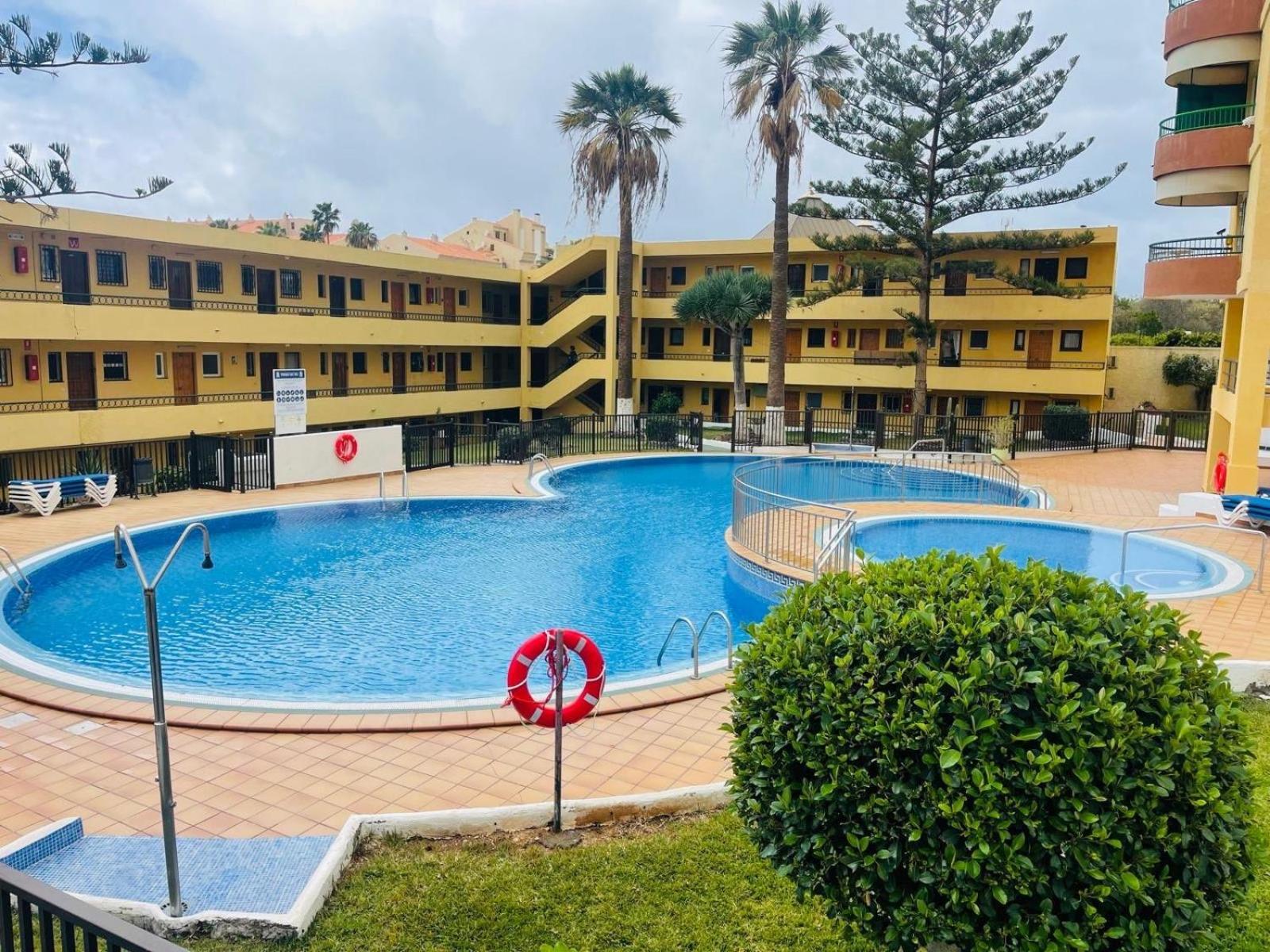 Cozy 2-Bed & Sofa-Bed Studio In Los Cristianos Exteriör bild